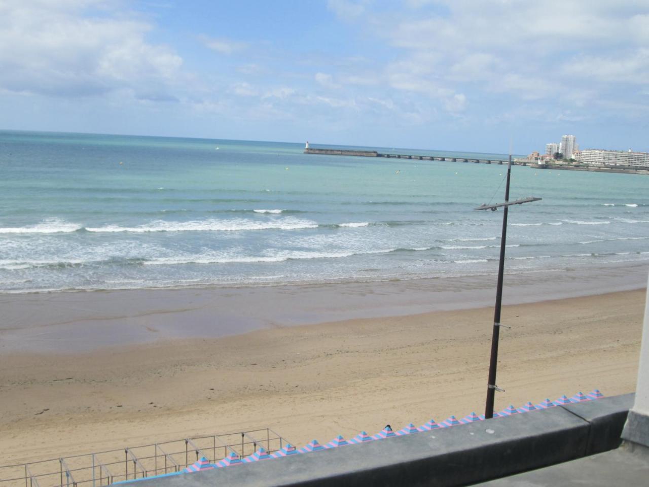 Residence De La Plage Les Sables-dʼOlonne Exteriör bild